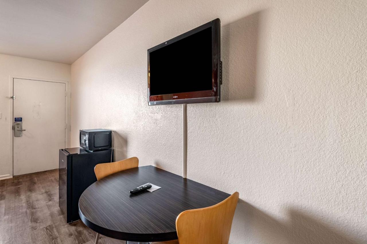Motel 6-Portsmouth, Va エクステリア 写真